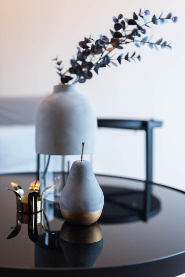 Bijou Suites Vivre Οσάκα Εξωτερικό φωτογραφία